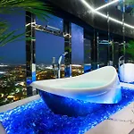30th+ Floor In Sky Tower *