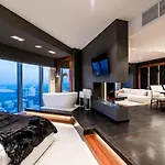 Apartament 30th+ Floor In Sky Tower