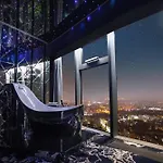 Apartament 30th+ Floor In Sky Tower *