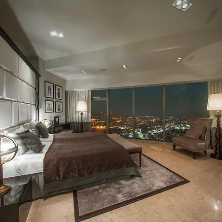 30th+ Floor In Sky Tower Appartement