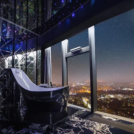 Apartament 30th+ Floor In Sky Tower *