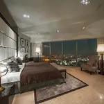 30th+ Floor In Sky Tower Apartment