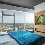 30th+ Floor In Sky Tower Apartment