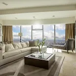 Apartment 30th+ Floor In Sky Tower