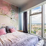 30th+ Floor In Sky Tower Apartment