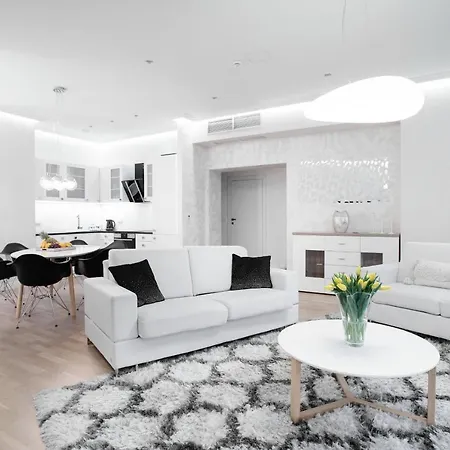 Διαμέρισμα 30th+ Floor In Sky Tower Βρότσλαβ