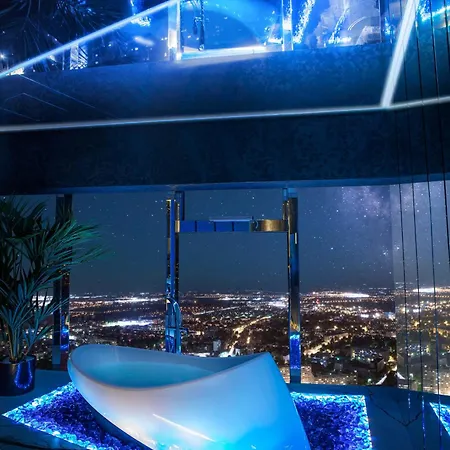 Διαμέρισμα 30th+ Floor In Sky Tower