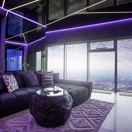 30th+ Floor In Sky Tower Apartment