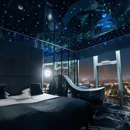 30th+ Floor In Sky Tower * Breslavia