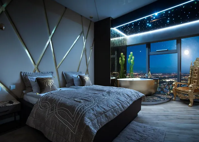 30th+ Floor In Sky Tower شقة فروتسواف