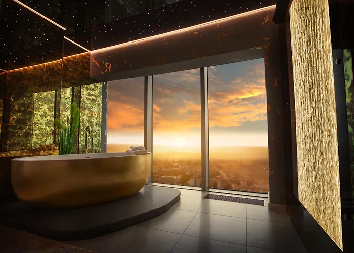 30th+ Floor In Sky Tower * فروتسواف